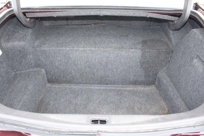 Used 2006 Lincoln Town Car Signature image 10