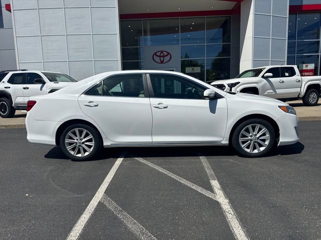 Used 2012 Toyota Camry XLE FWD video 2