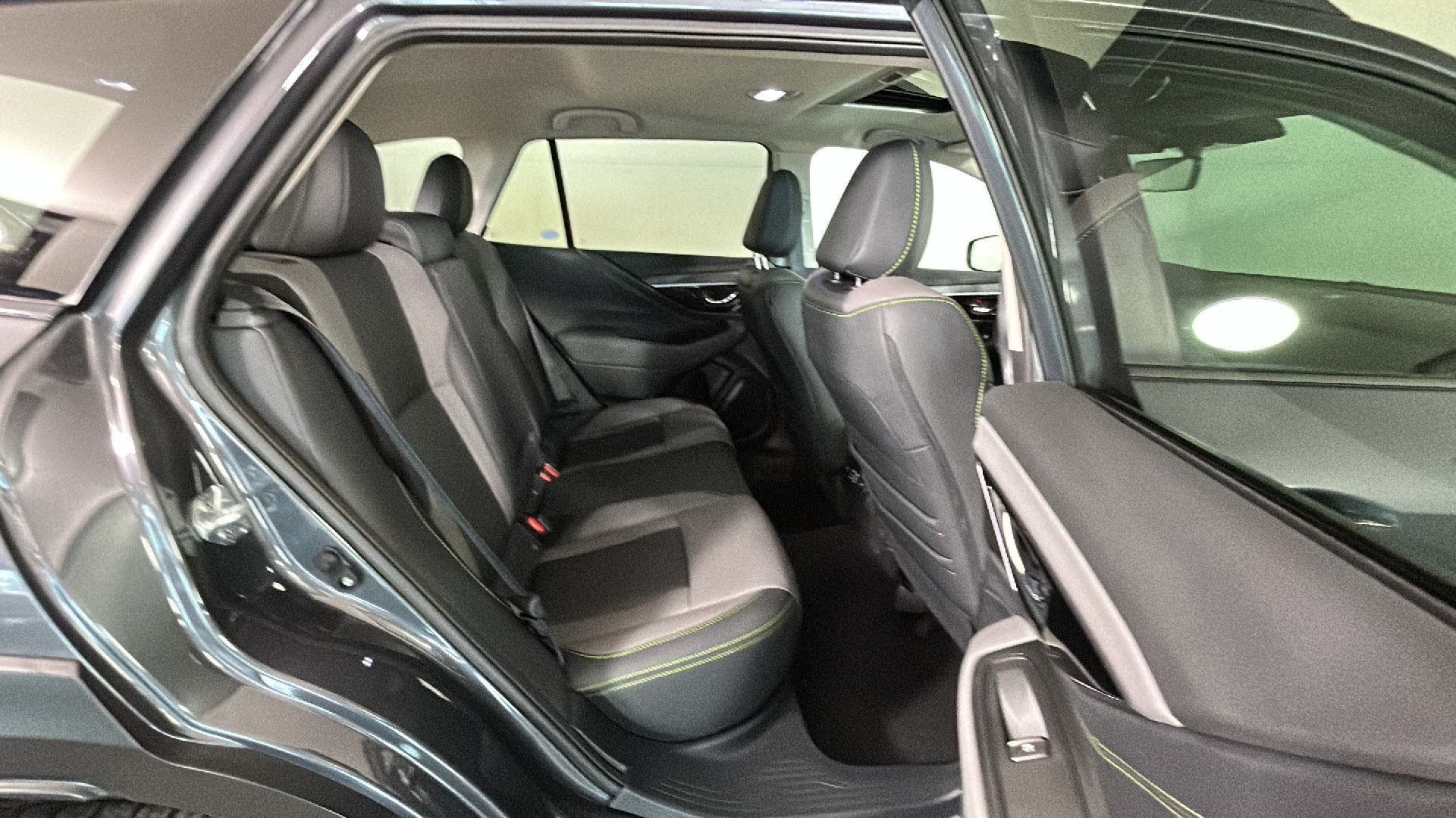 Used 2024 Subaru Outback Onyx Edition XT AWD/4WD image 35