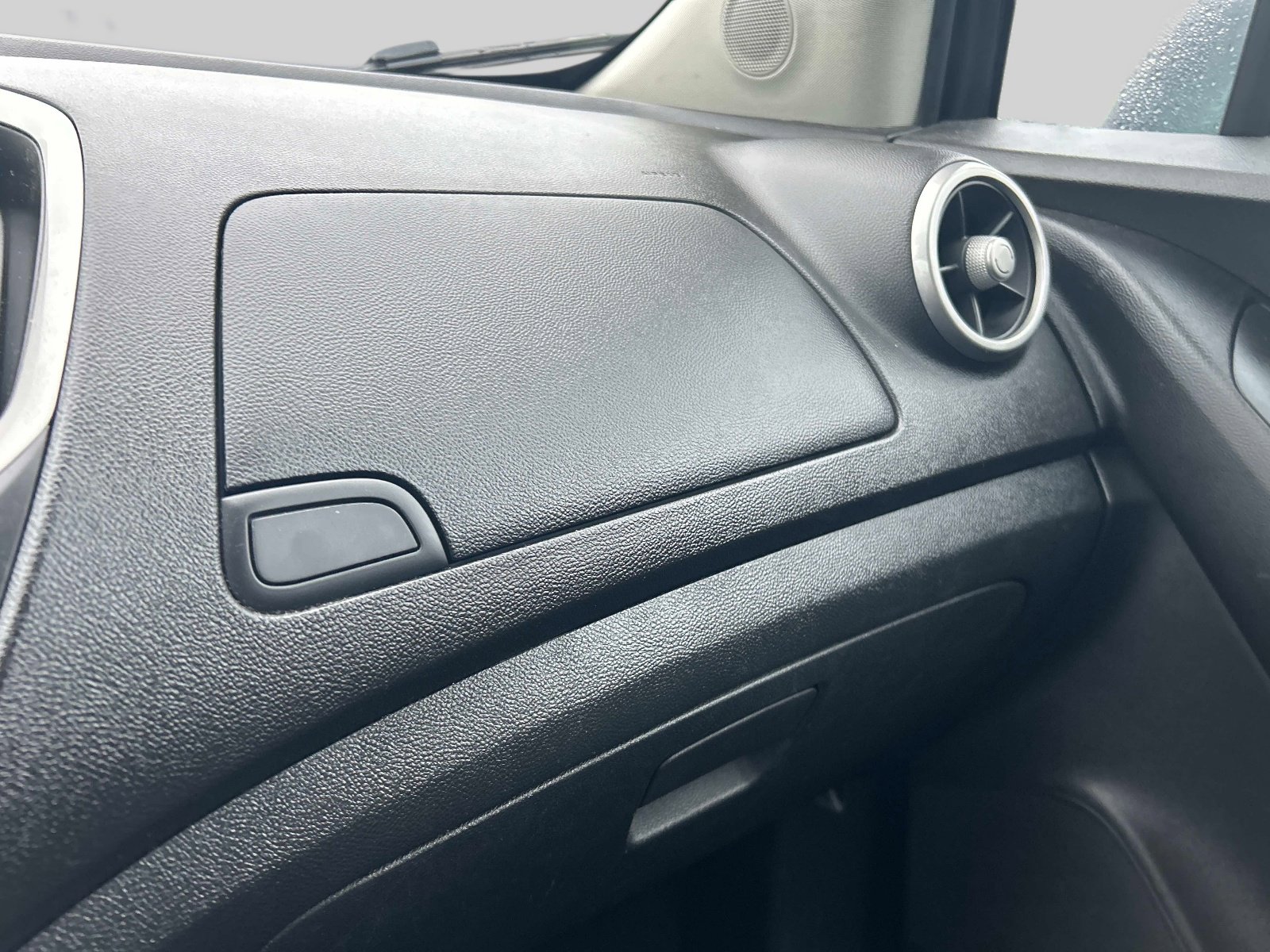 Used 2016 Chevrolet Trax LT image 32