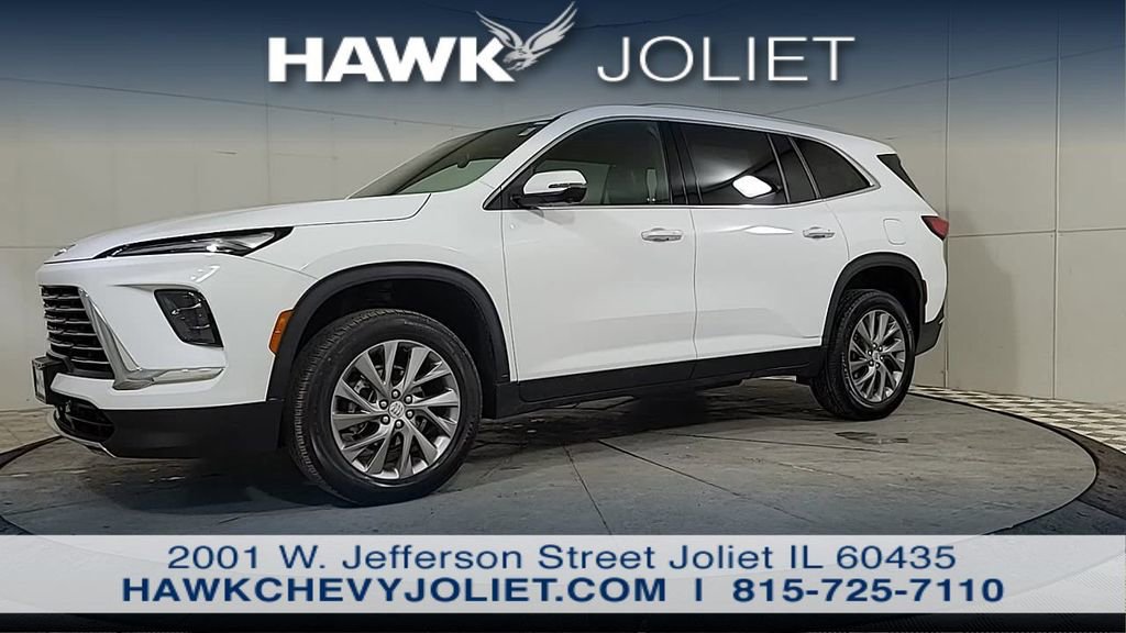 Used 2025 Buick Enclave Preferred image 4