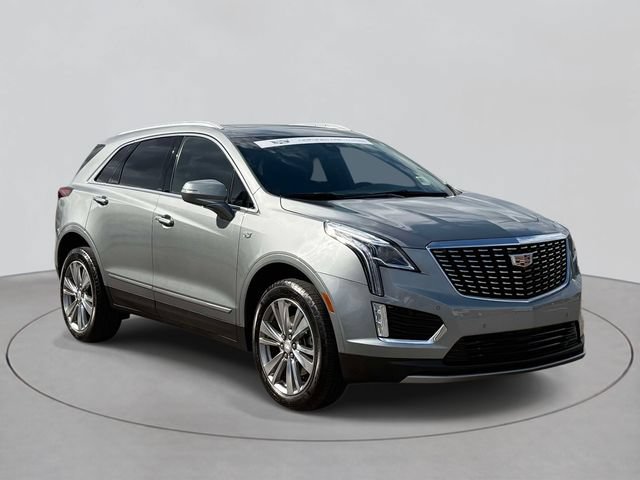 Certified 2024 Cadillac XT5 Premium Luxury FWD image 3
