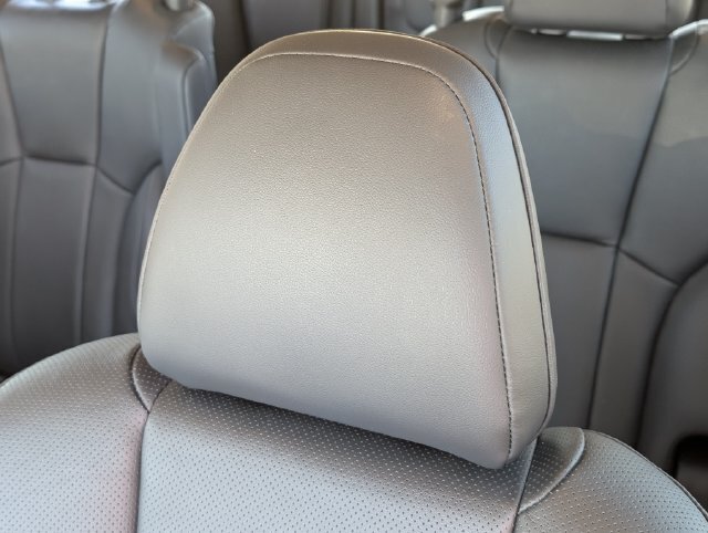 Certified 2026 Subaru Ascent Touring AWD/4WD image 18