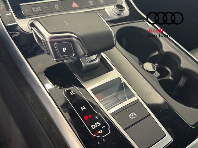 Used 2025 Audi Q8 Premium w/ Convenience Package AWD/4WD image 32