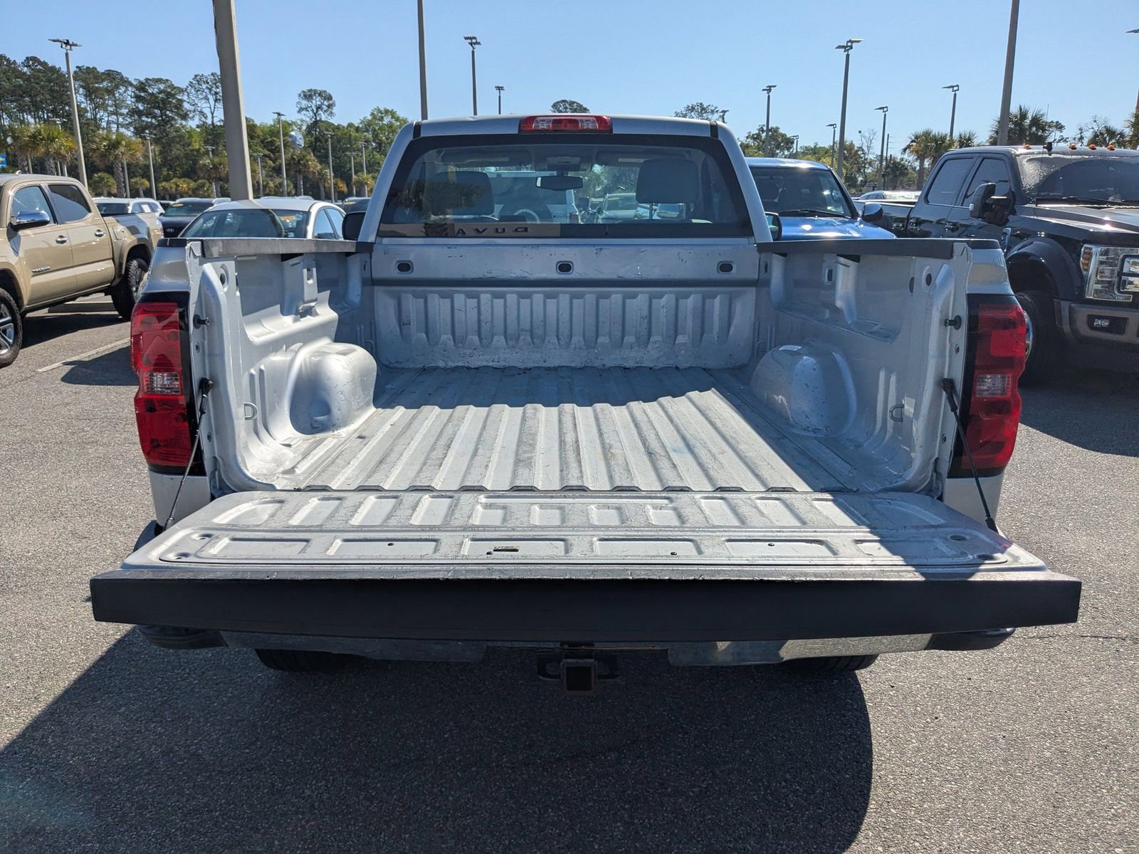 Used 2017 Chevrolet Silverado 1500 W/T w/ Chrome Bumper Package image 13
