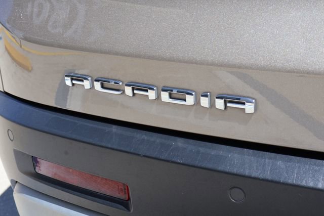 Certified 2022 GMC Acadia SLT w/ Technology Package image 8
