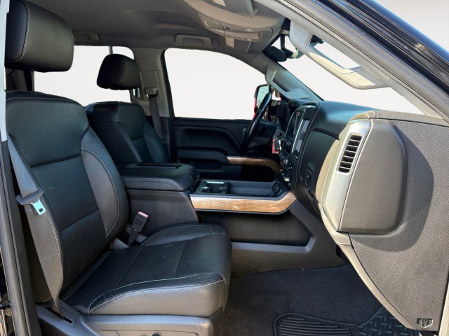 Used 2019 Chevrolet Silverado 3500 LTZ w/ Duramax Plus Package AWD/4WD image 10