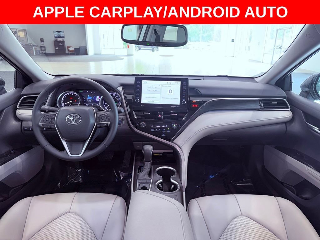 Used 2022 Toyota Camry XLE FWD image 8
