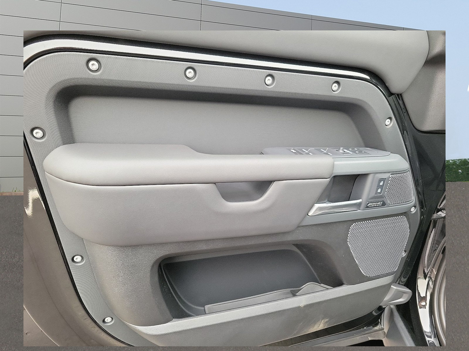 New 2023 Land Rover Defender 110 X AWD/4WD image 6