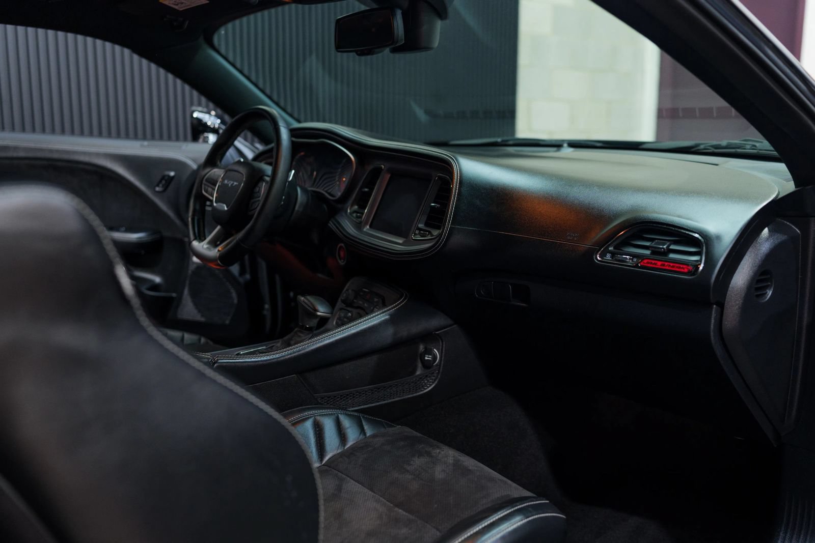Used 2023 Dodge Challenger SRT Hellcat w/ Driver Convenience Group RWD image 36