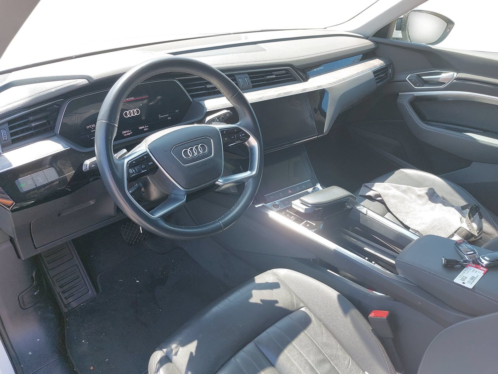 Certified 2023 Audi e-tron Premium AWD/4WD image 5