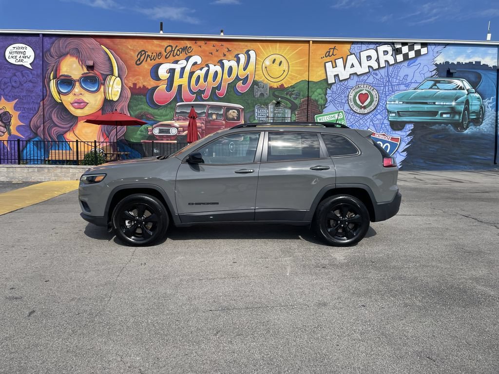 Certified 2023 Jeep Cherokee Altitude Lux w/ Lux Elite Package AWD/4WD image 2