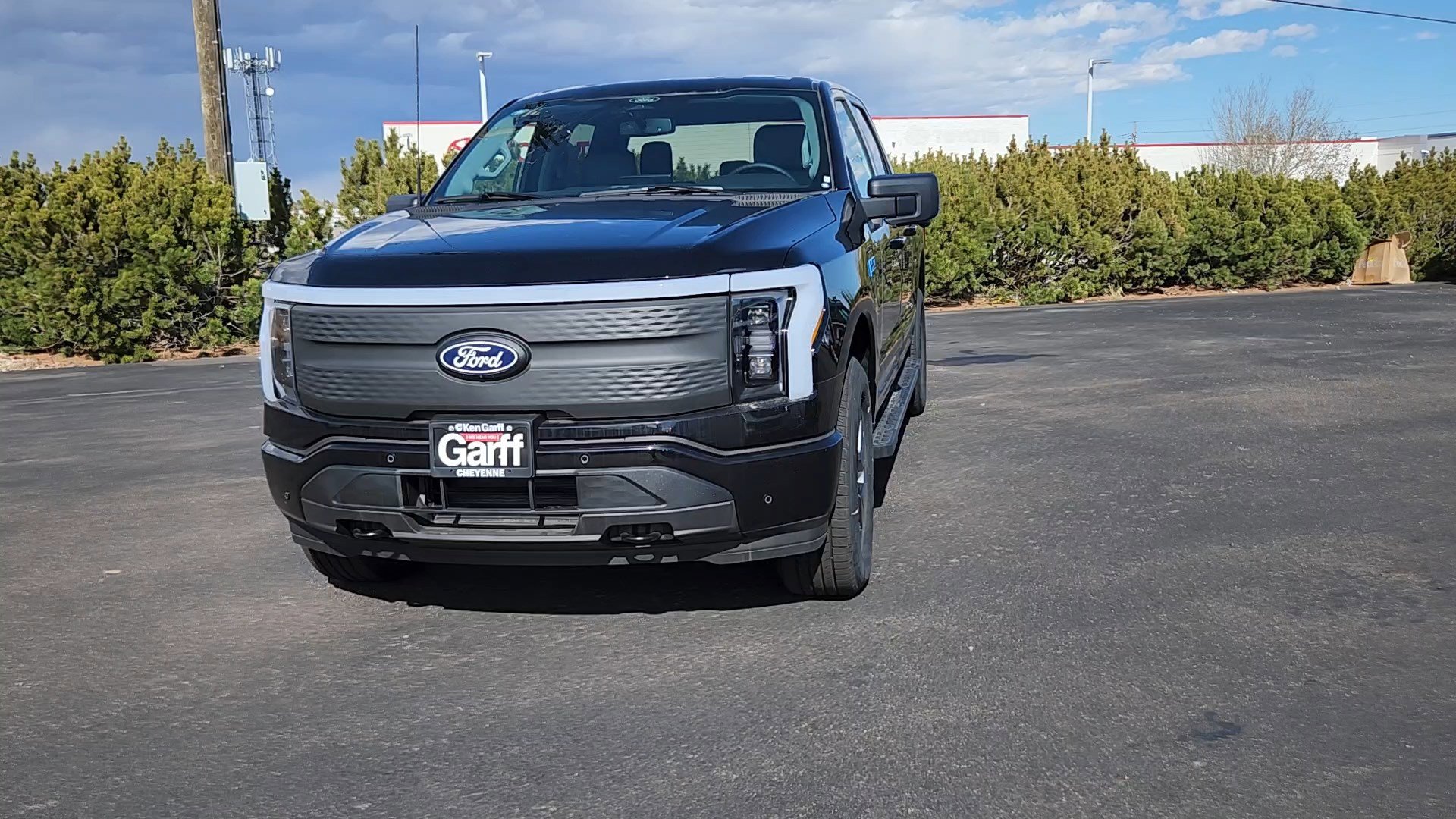 New 2025 Ford F150 Lightning Flash AWD/4WD image 4