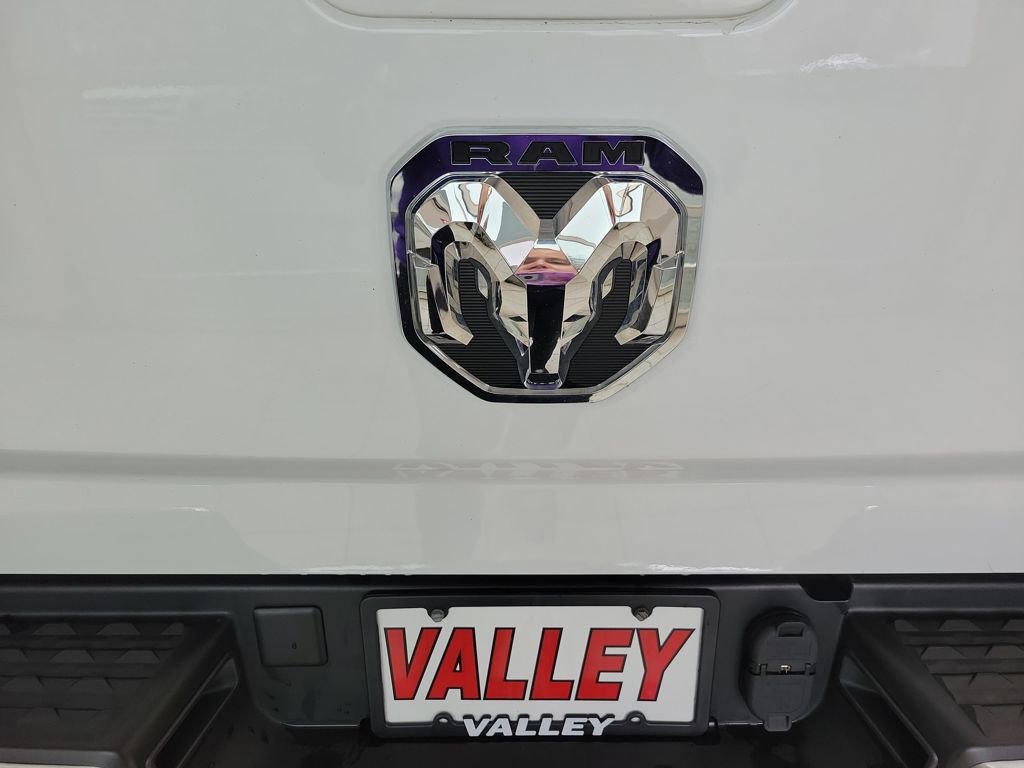 Used 2022 RAM 2500 Laramie AWD/4WD image 17