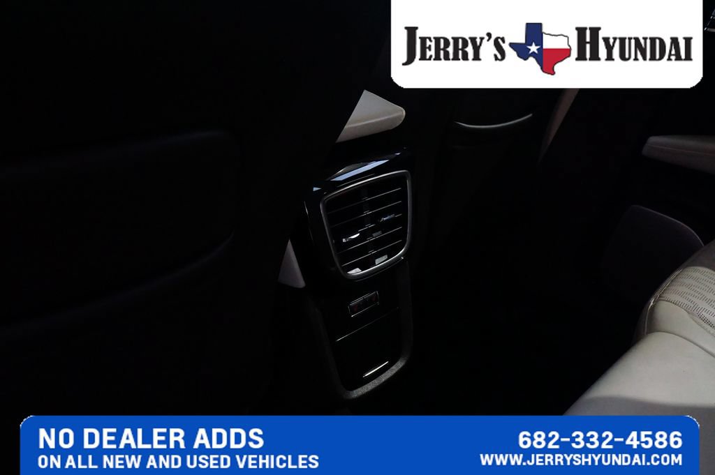 Used 2022 Lincoln Nautilus Black Label w/ Class II Trailer Tow Package AWD/4WD image 21
