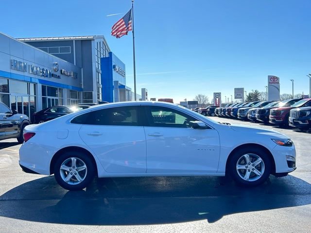 Used 2021 Chevrolet Malibu LS w/ Driver Confidence Package II image 13
