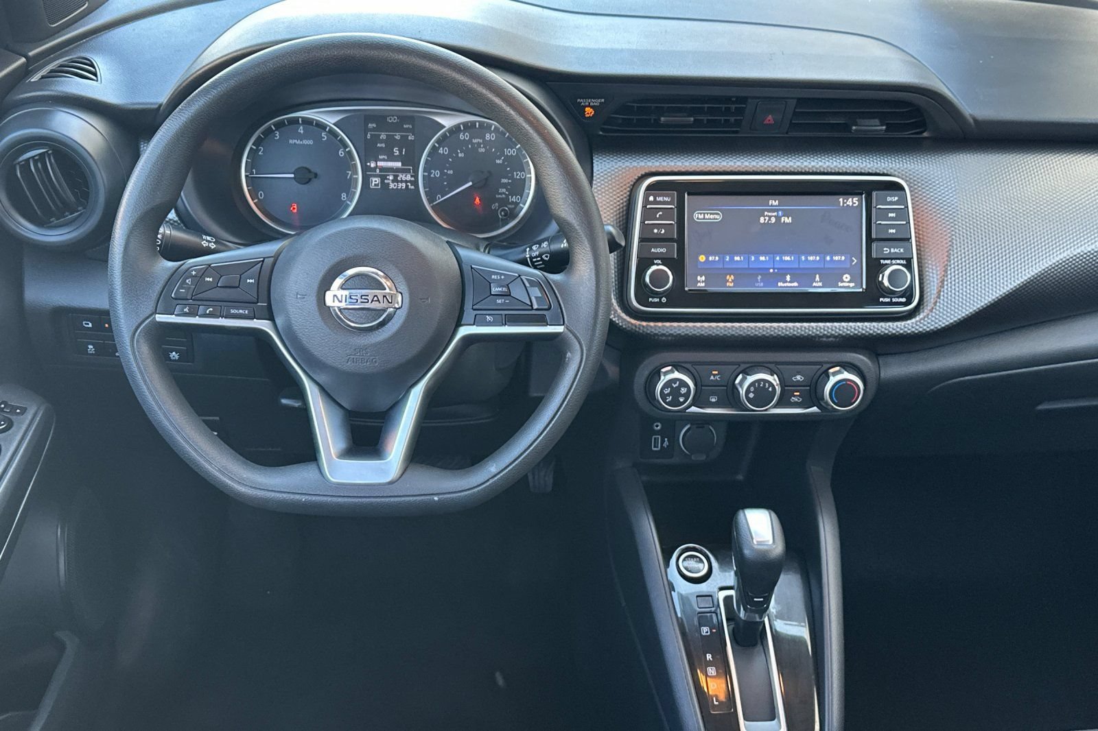 Used 2020 Nissan Kicks S FWD image 14