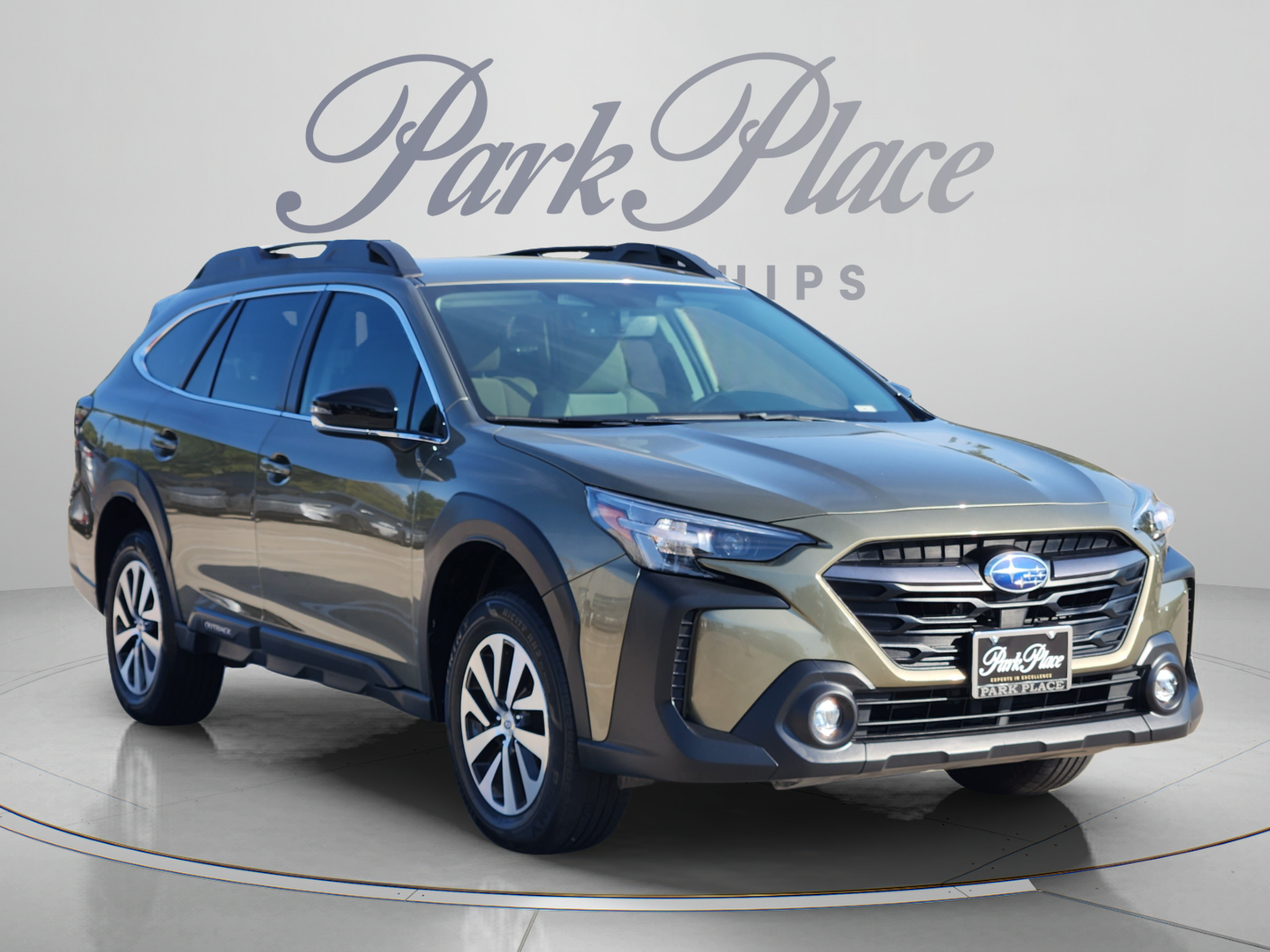 Used 2025 Subaru Outback Premium AWD/4WD image 4