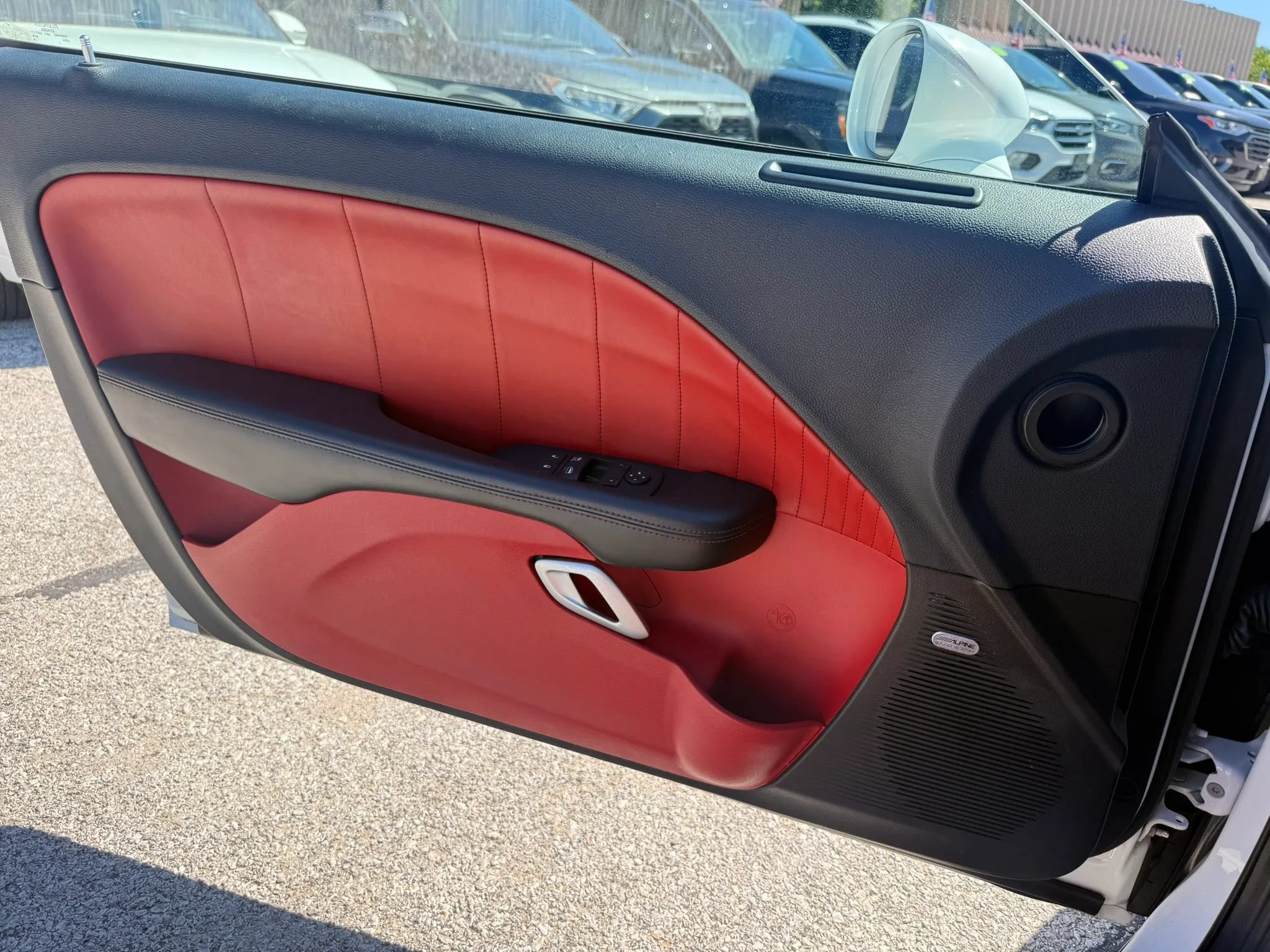 Used 2015 Dodge Challenger R/T Scat Pack RWD image 18