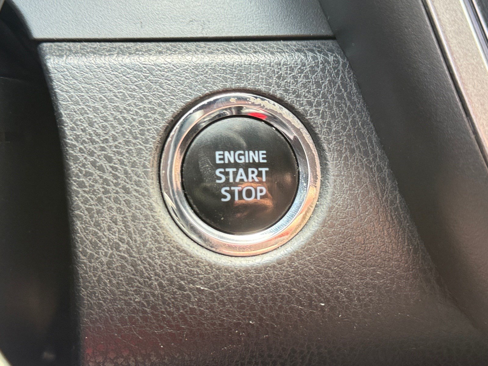 Used 2019 Toyota Camry XSE FWD image 28