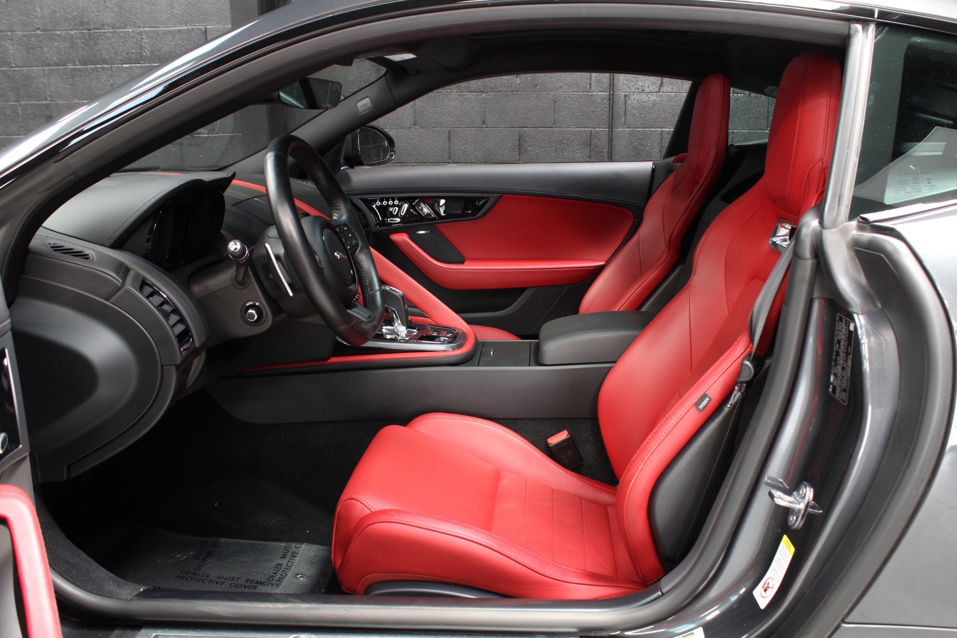 Used 2020 Jaguar F-TYPE R-Dynamic image 35