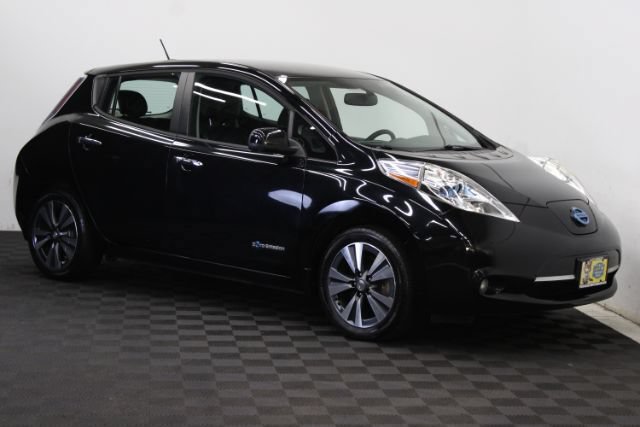 Used 2015 Nissan Leaf SL w/ Premium Package FWD image 1