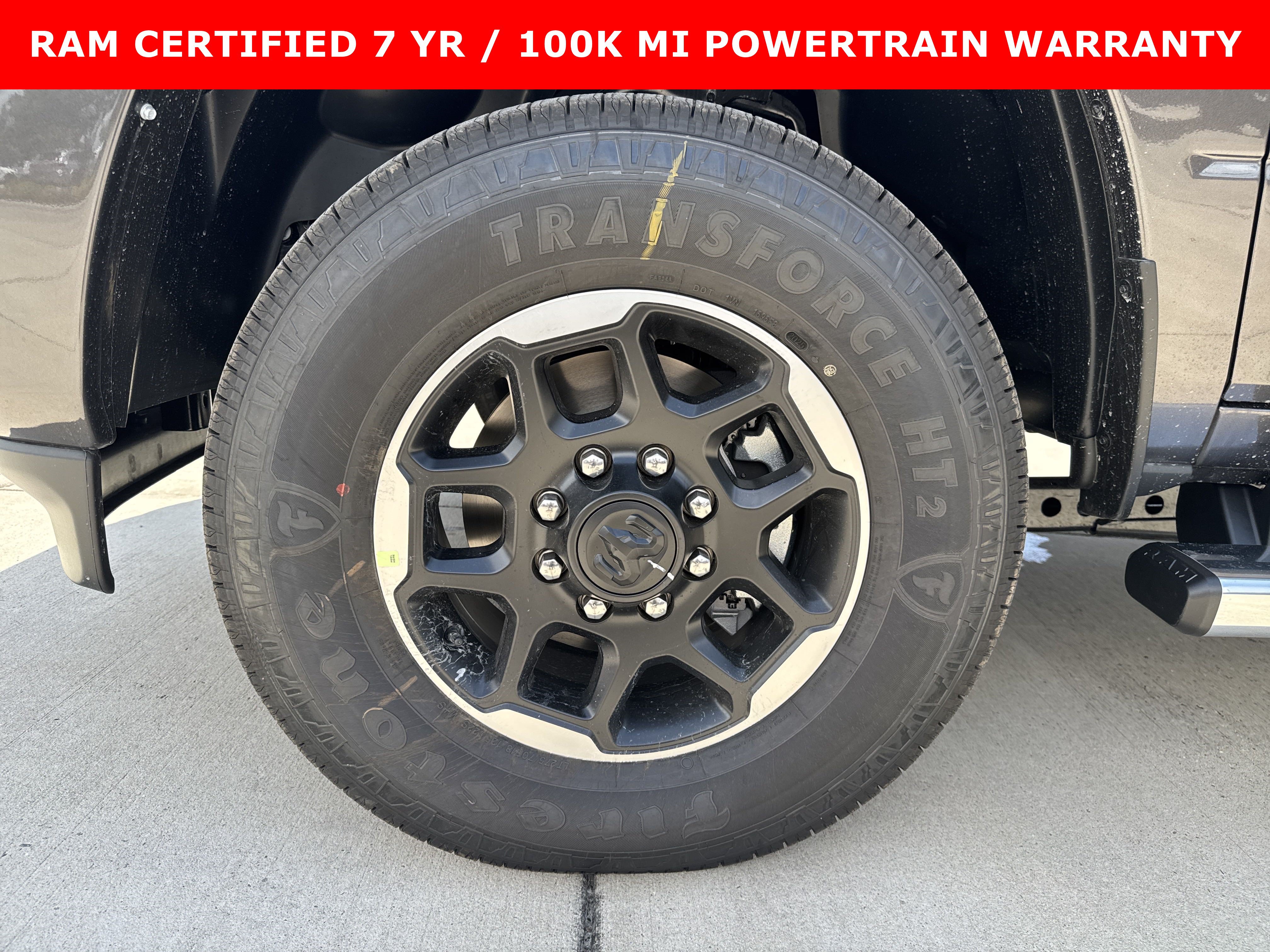 Used 2025 RAM 2500 Laramie AWD/4WD image 22