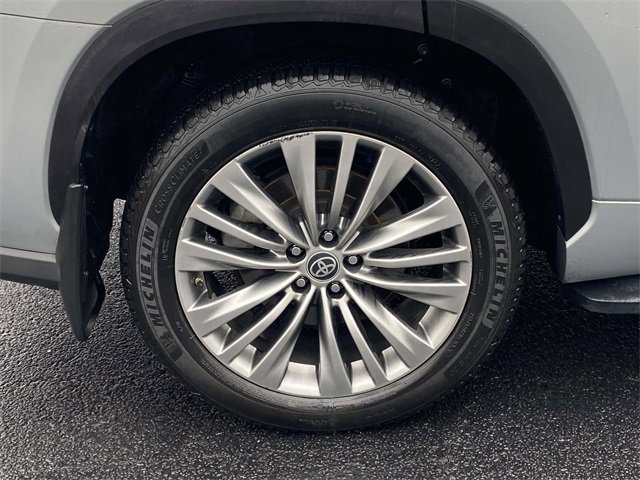 Used 2020 Toyota Highlander Platinum image 7