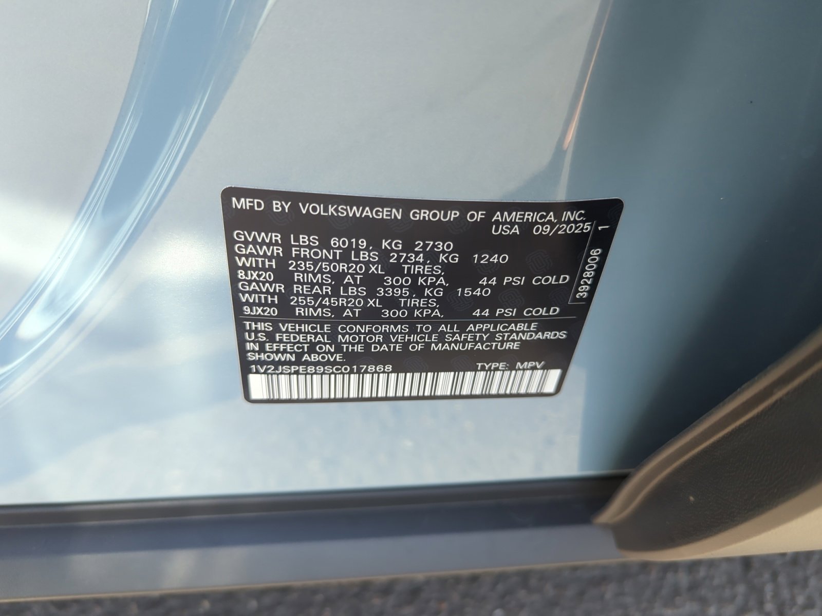 New 2025 Volkswagen ID.4 Pro S Plus AWD/4WD image 24
