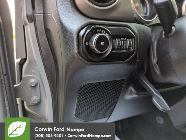 Used 2021 Jeep Wrangler Unlimited Sport AWD/4WD image 13