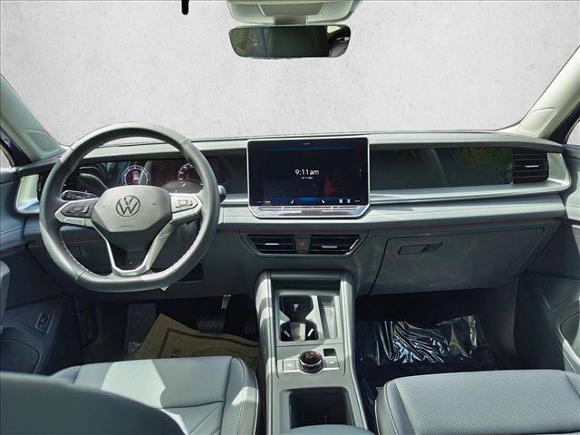 New 2026 Volkswagen Tiguan SE FWD image 13