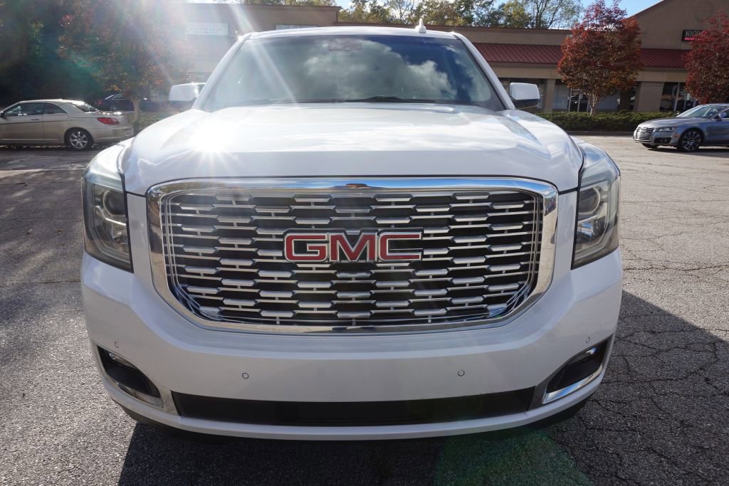 Used 2019 GMC Yukon XL Denali w/ Denali Ultimate Package RWD image 4