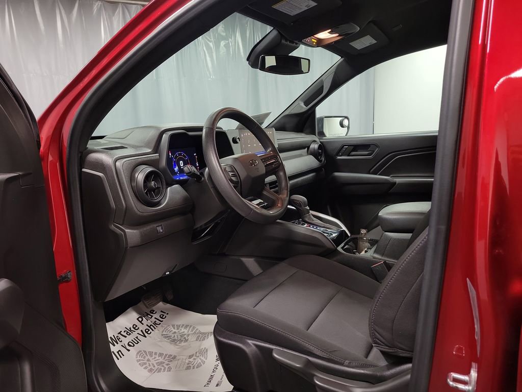 Used 2023 Chevrolet Colorado Trail Boss image 12