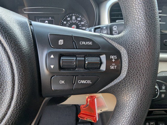 Used 2016 Kia Sorento LX image 12