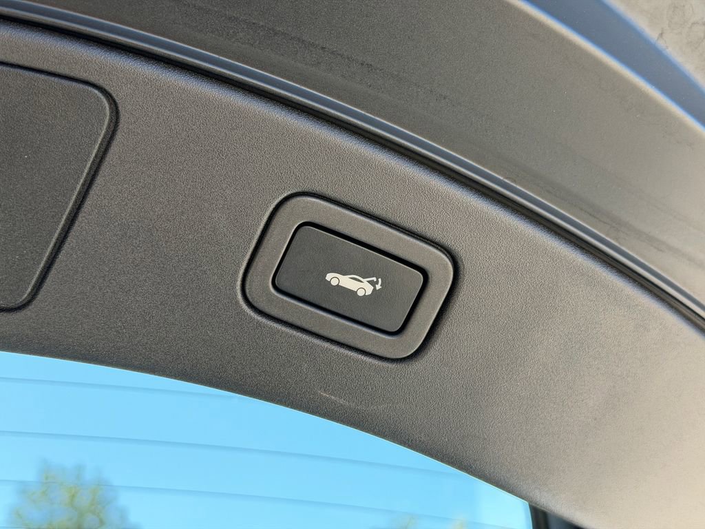 Used 2021 Jaguar F-TYPE R-Dynamic image 34