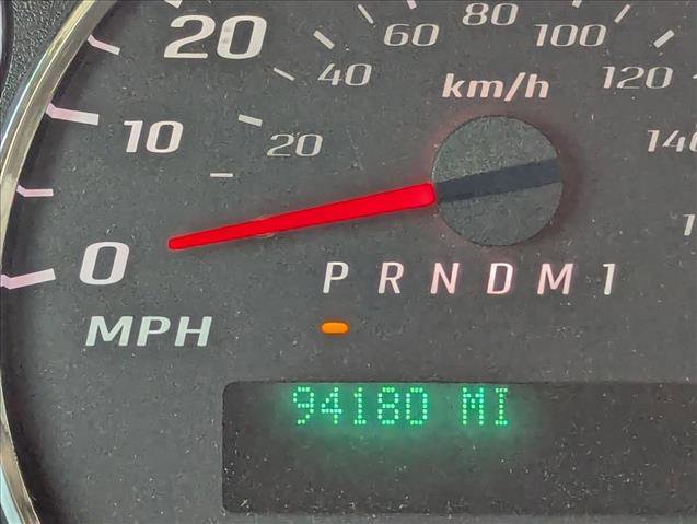 Used 2019 Chevrolet Express 2500 RWD image 10