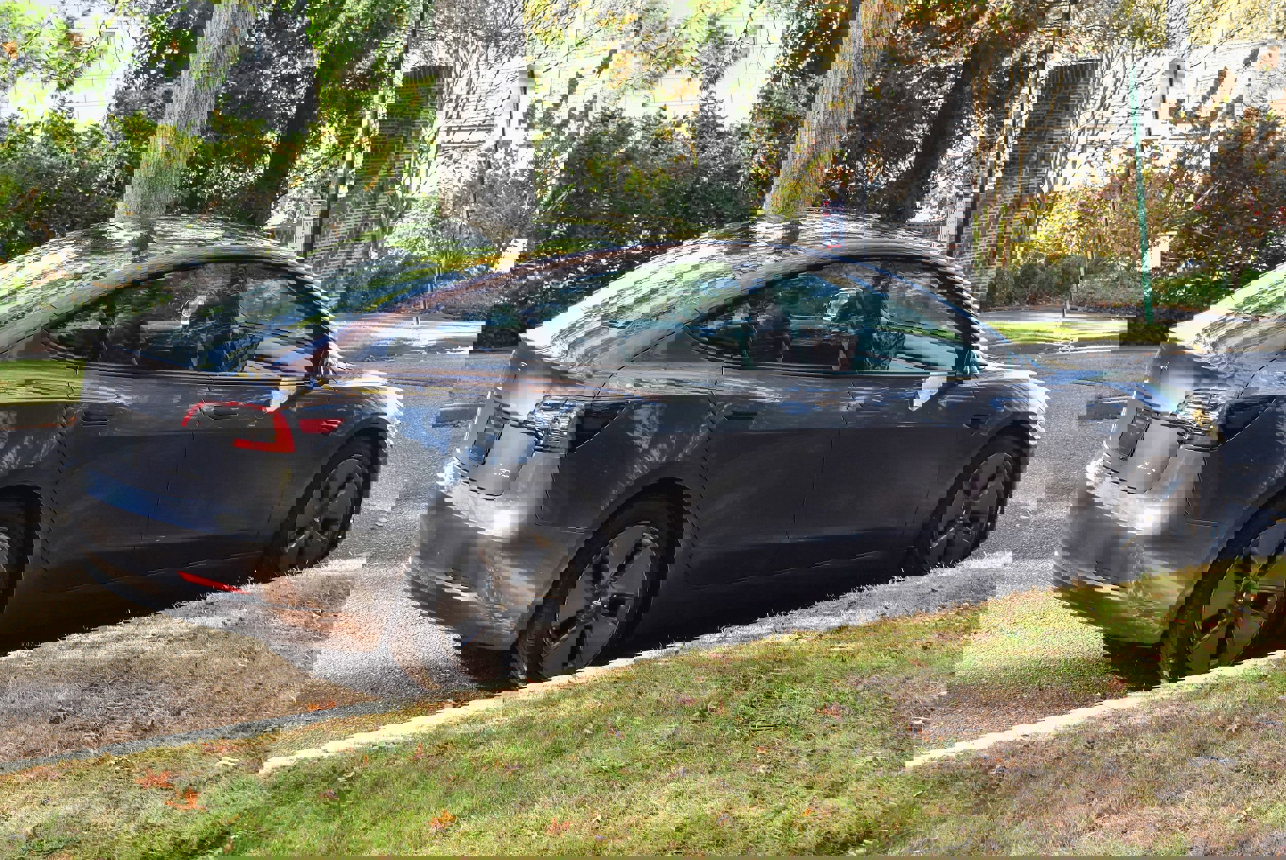 Used 2022 Tesla Model 3 Long Range image 8