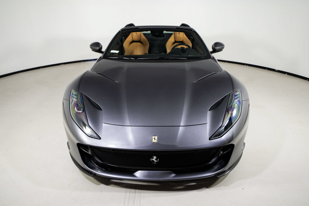 Used 2022 Ferrari 812 GTS RWD image 4