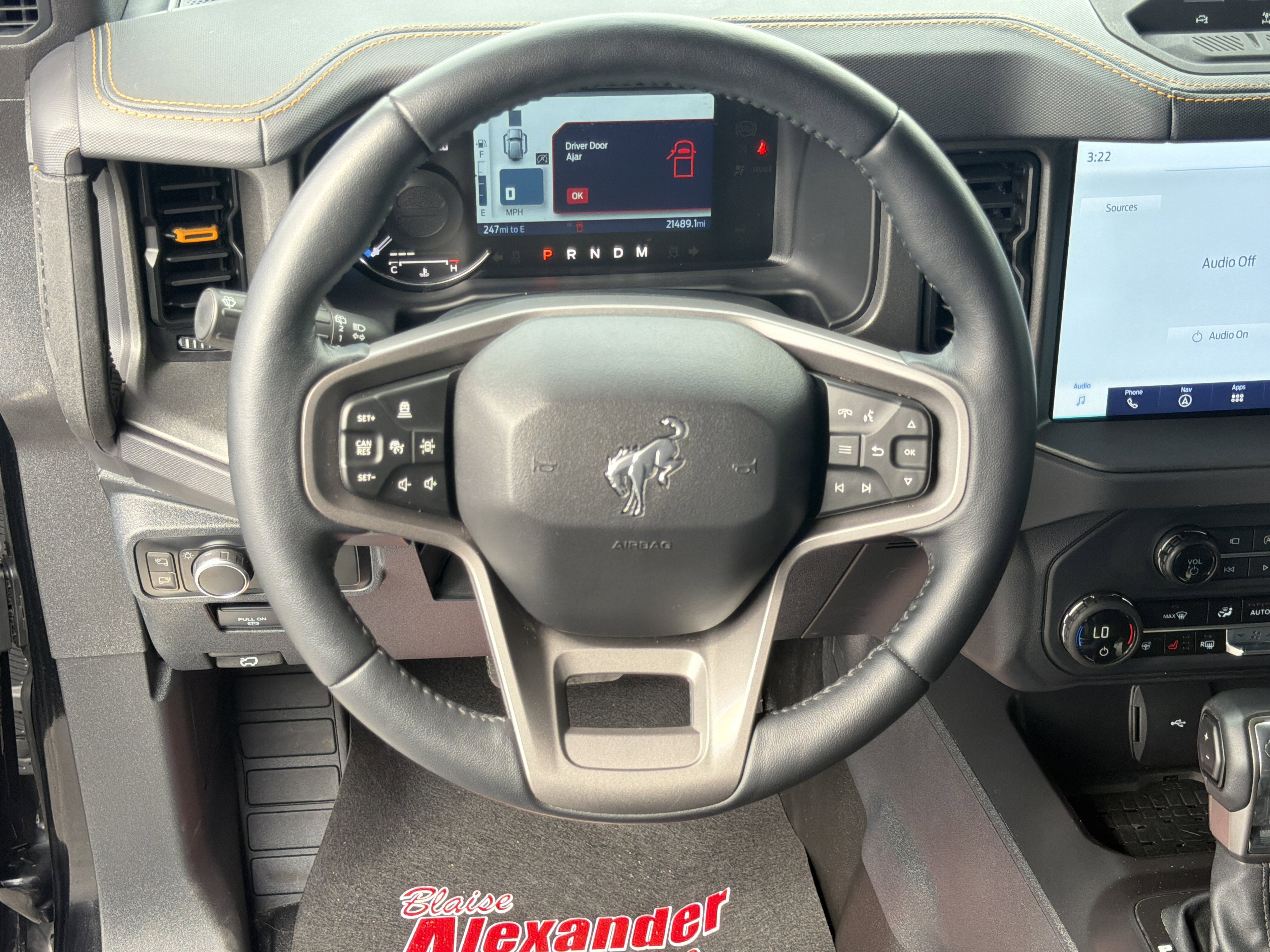 Used 2024 Ford Bronco Badlands image 17