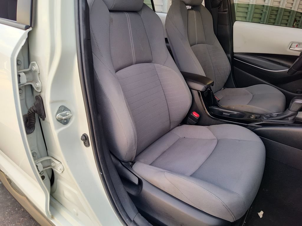 Used 2021 Toyota Corolla SE w/ SE Premium Package FWD image 31