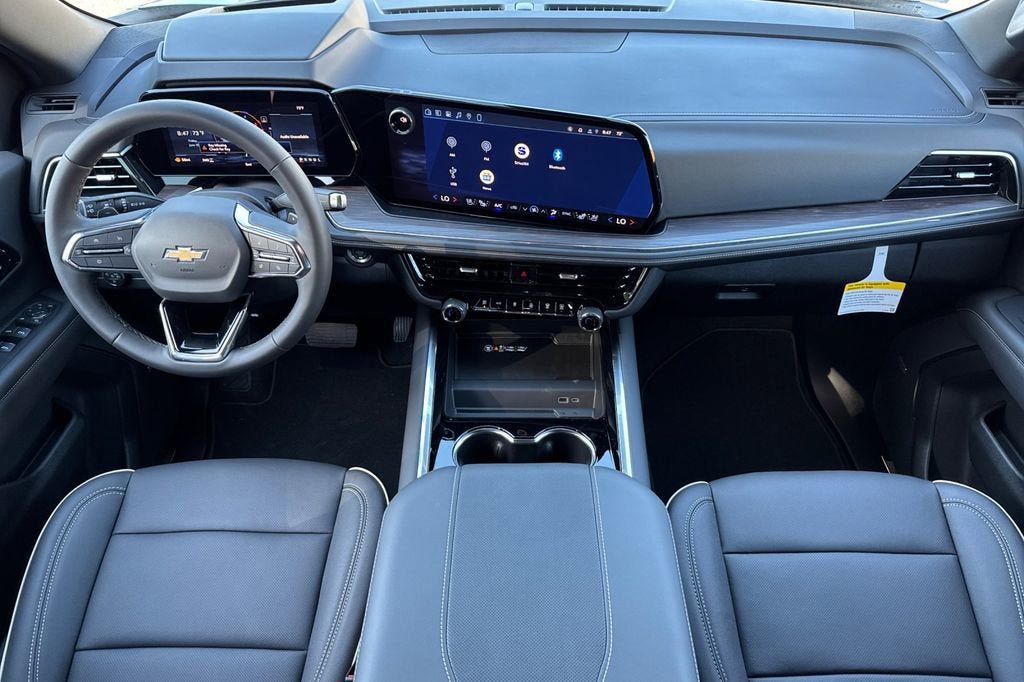 New 2026 Chevrolet Suburban Premier AWD/4WD image 13