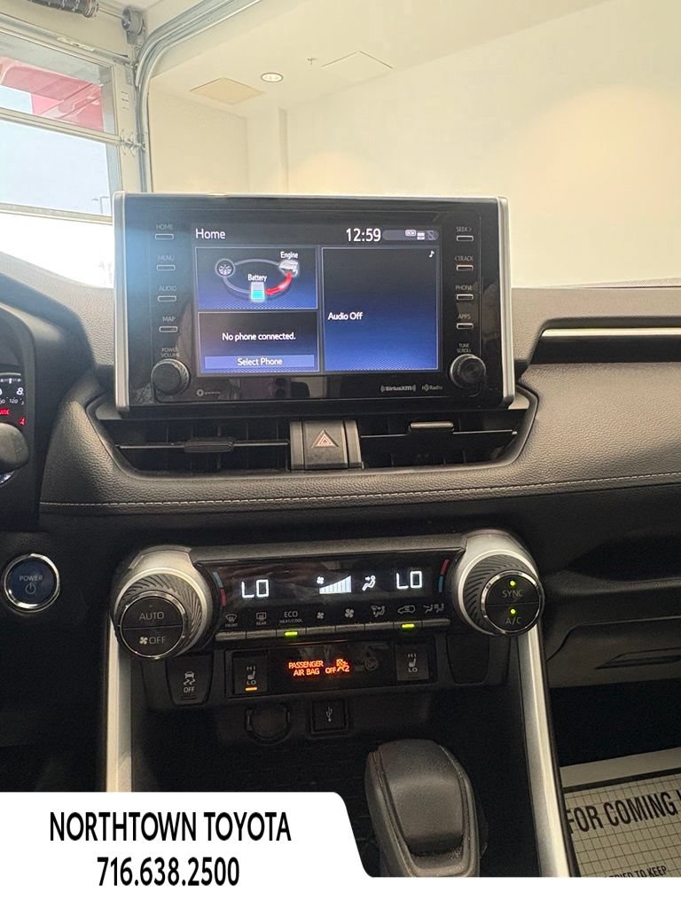 Used 2020 Toyota RAV4 XLE w/ Convenience Package AWD/4WD image 23