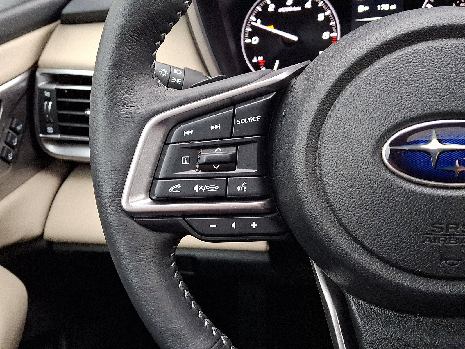 Used 2023 Subaru Legacy Limited image 23