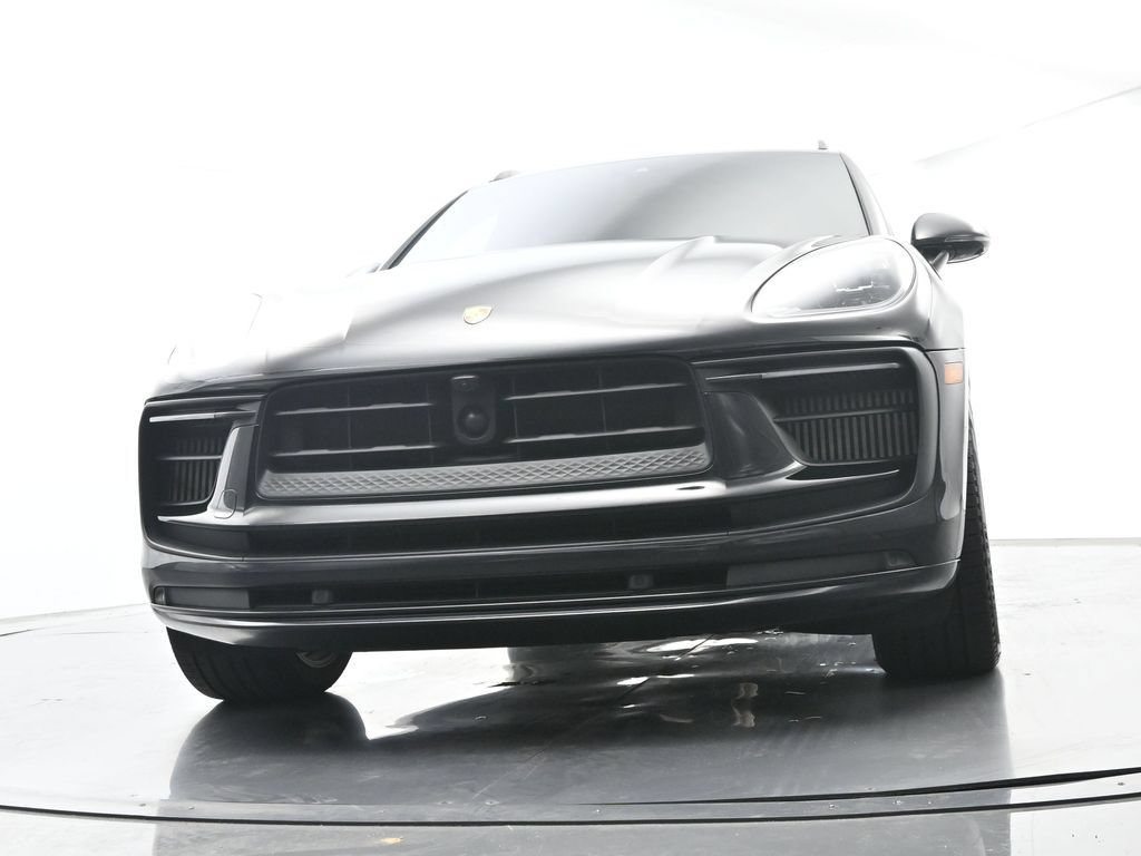 Certified 2024 Porsche Macan GTS AWD/4WD image 57