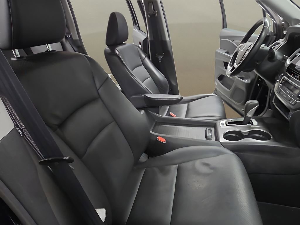 Used 2017 Honda Ridgeline RTL-T image 19