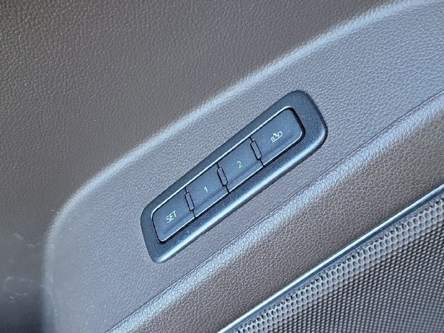 Used 2019 GMC Yukon XL Denali w/ Denali Ultimate Package AWD/4WD image 20