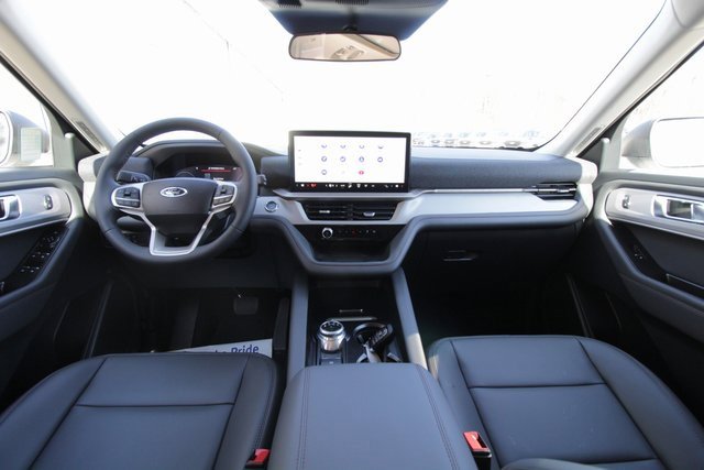 New 2025 Ford Explorer Active w/ Active Comfort Package image 34