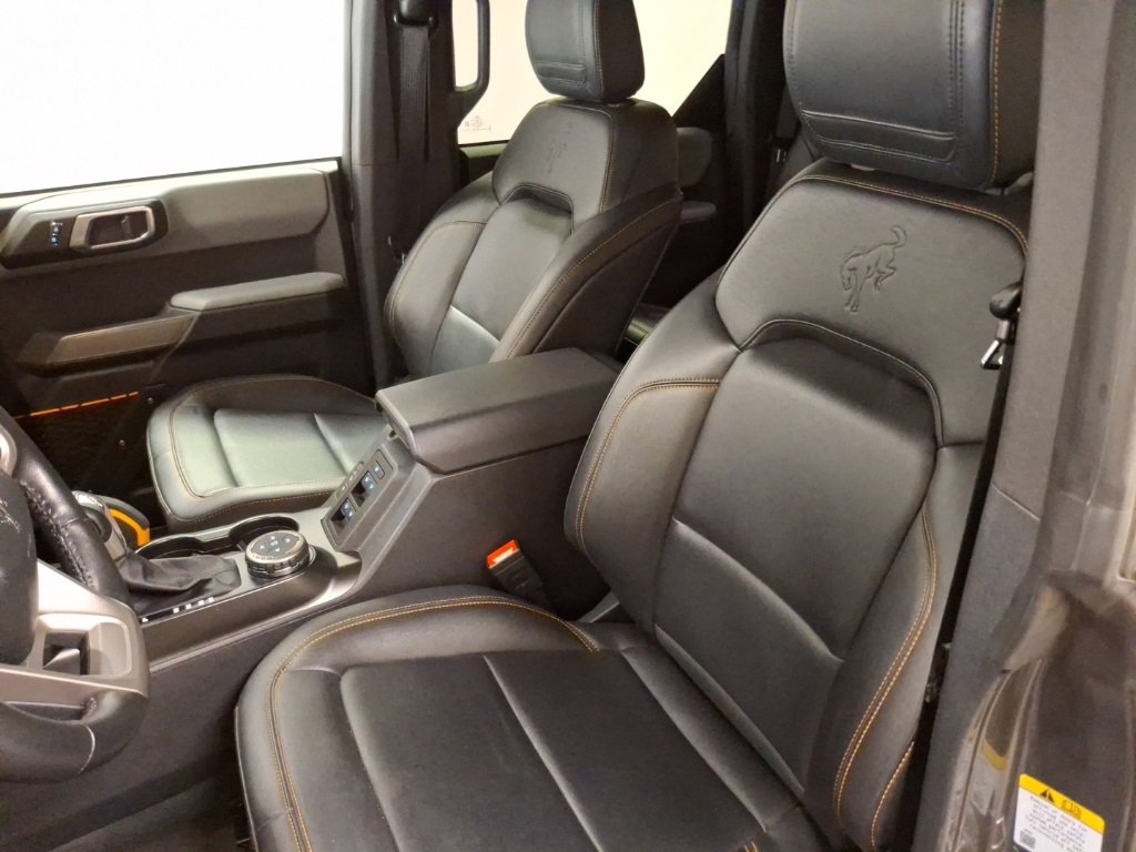 Used 2022 Ford Bronco Badlands w/ Sasquatch Package image 14