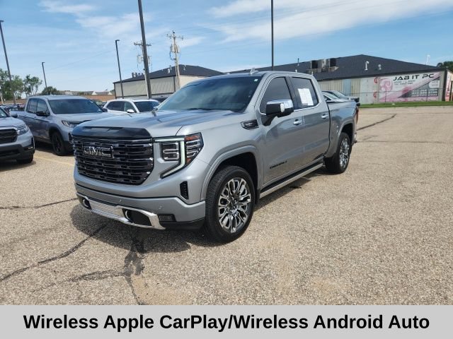 Used 2026 GMC Sierra 1500 Denali Ultimate w/ LPO, Black Badging Package AWD/4WD image 15