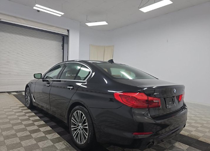 Used 2018 BMW 530i xDrive AWD/4WD image 6
